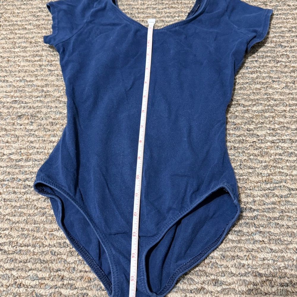 Leotards - Picture 3 of 8